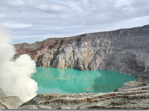 IJEN CRATER MIDNIGHT PRIVATE TOUR (ONEDAY)